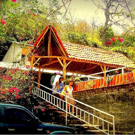Hostel Tadeo Сан-Хуан-дель-Сур Экстерьер фото