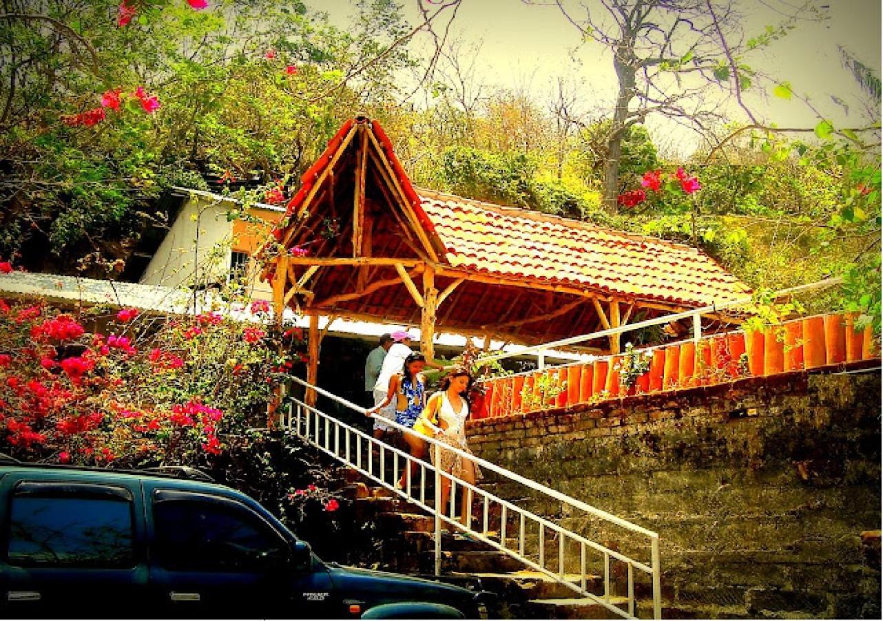 Hostel Tadeo Сан-Хуан-дель-Сур Экстерьер фото